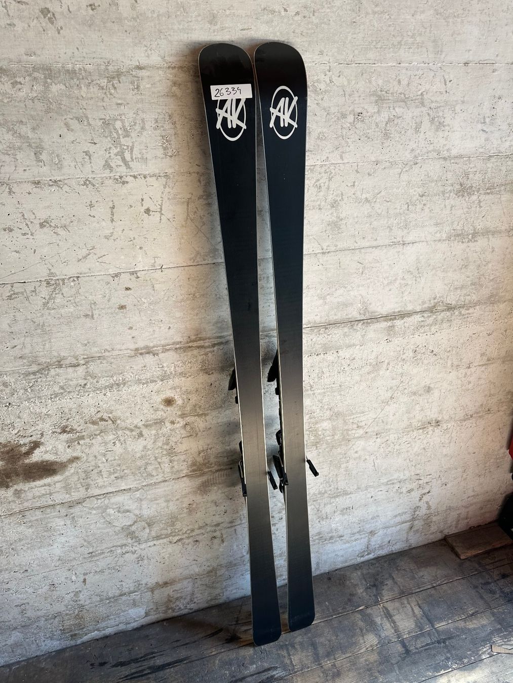 AK Ski Sci: AK Ski RED 176CM – Usato da Emmenbrücke venduto da karkarkar 6
