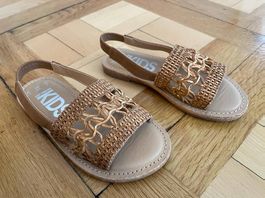 Sandalen 28
