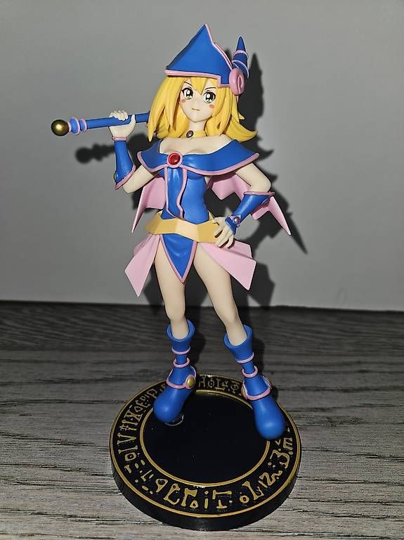 Carte collezionabili: Figurine Magicienne des Ténèbres Yugioh – Usato da Bulle venduto da csd_vz6m