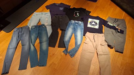 Kinderkleiderpacket Größe 164 Markenjeans und Marken T-Shirt