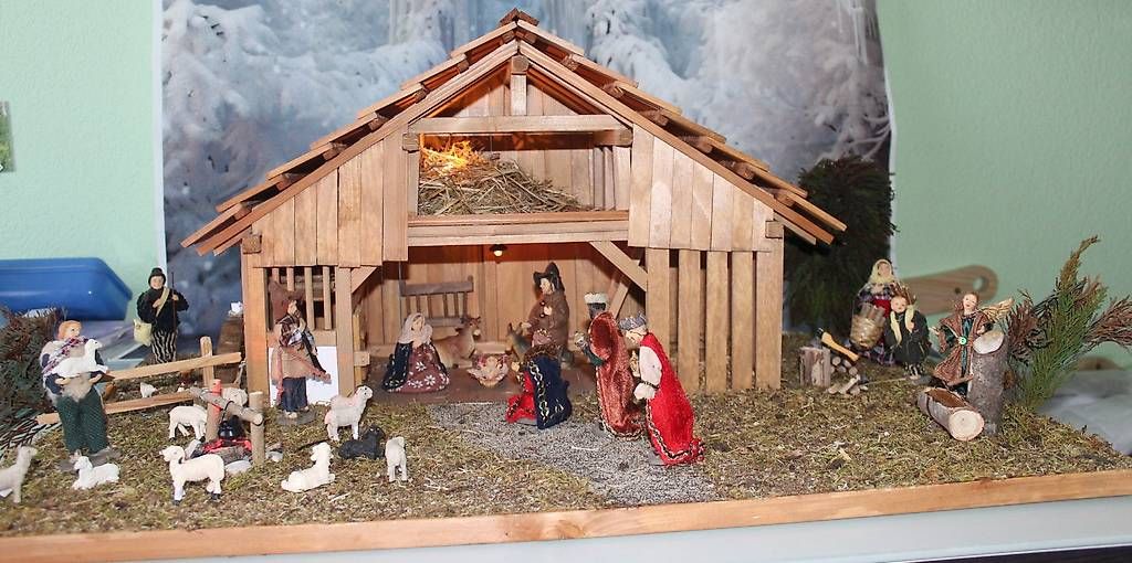 Toutes les décorations: Krippe Alpenländisch – Neuf avec emballage d'origine à Moosseedorf par Tigerlily1 1