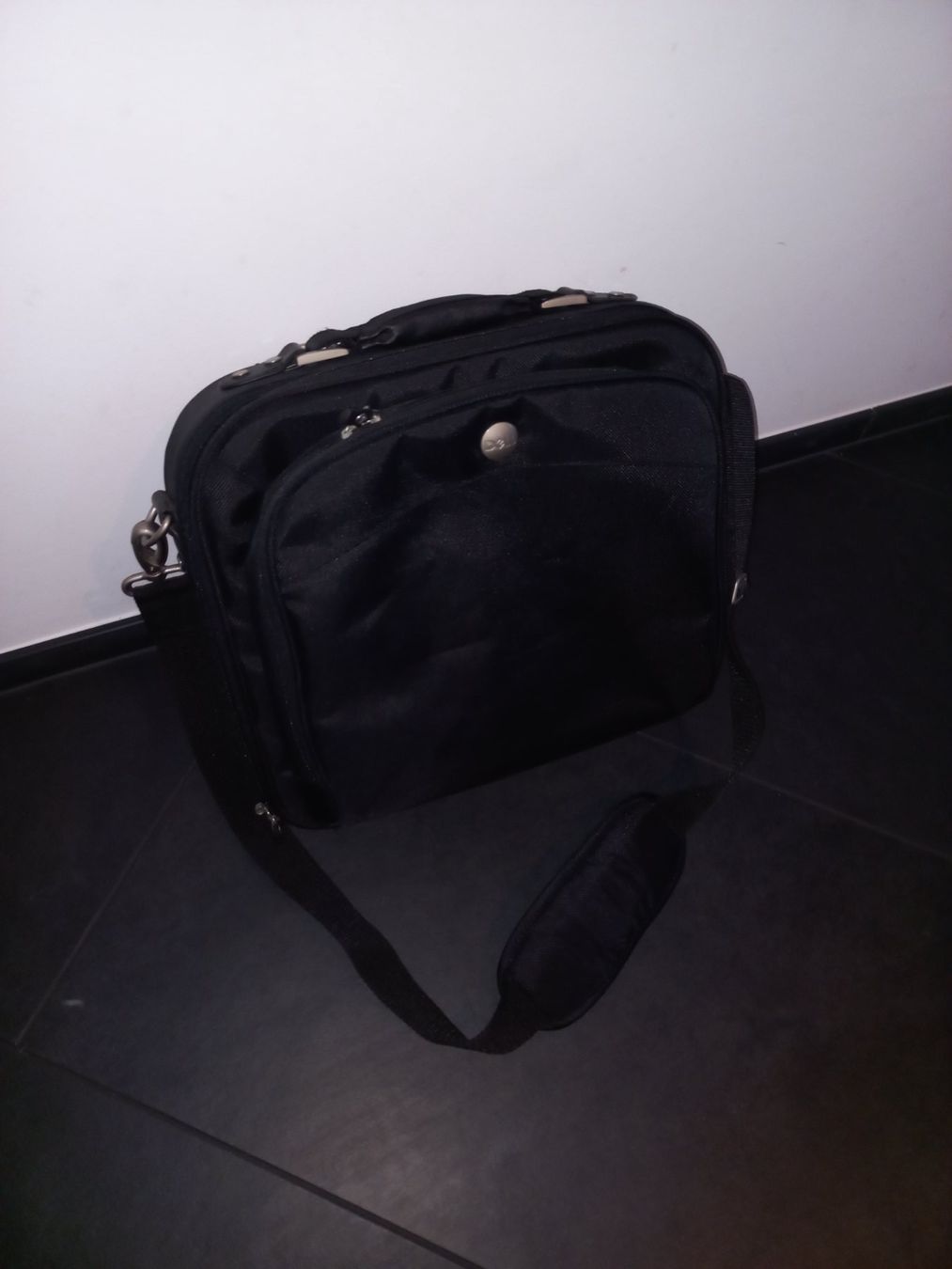 Borse: Dell Laptoptasche, breite aussen 39 cm höhe 33 cm – Usato da Rüthi (Rheintal) venduto da topseller2026 3