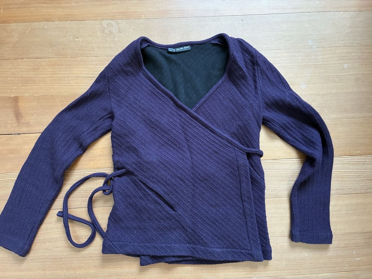 Claudia Güdel Pullover & Sweatshirts: Wickelpullover Claudia Güdel – Gebraucht aus Biberist von wacholder