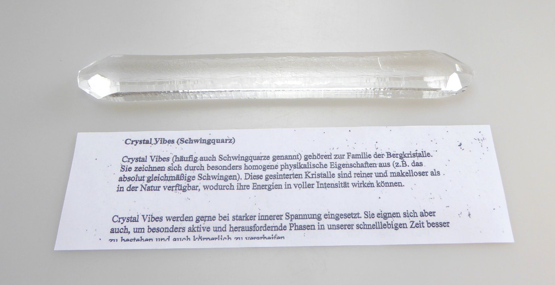 Minerali & Pietre curative: Schwingquarz – Crystal Vibes – Nuovo e nell'imballaggio originale da Mauren venduto da Yeelen 1