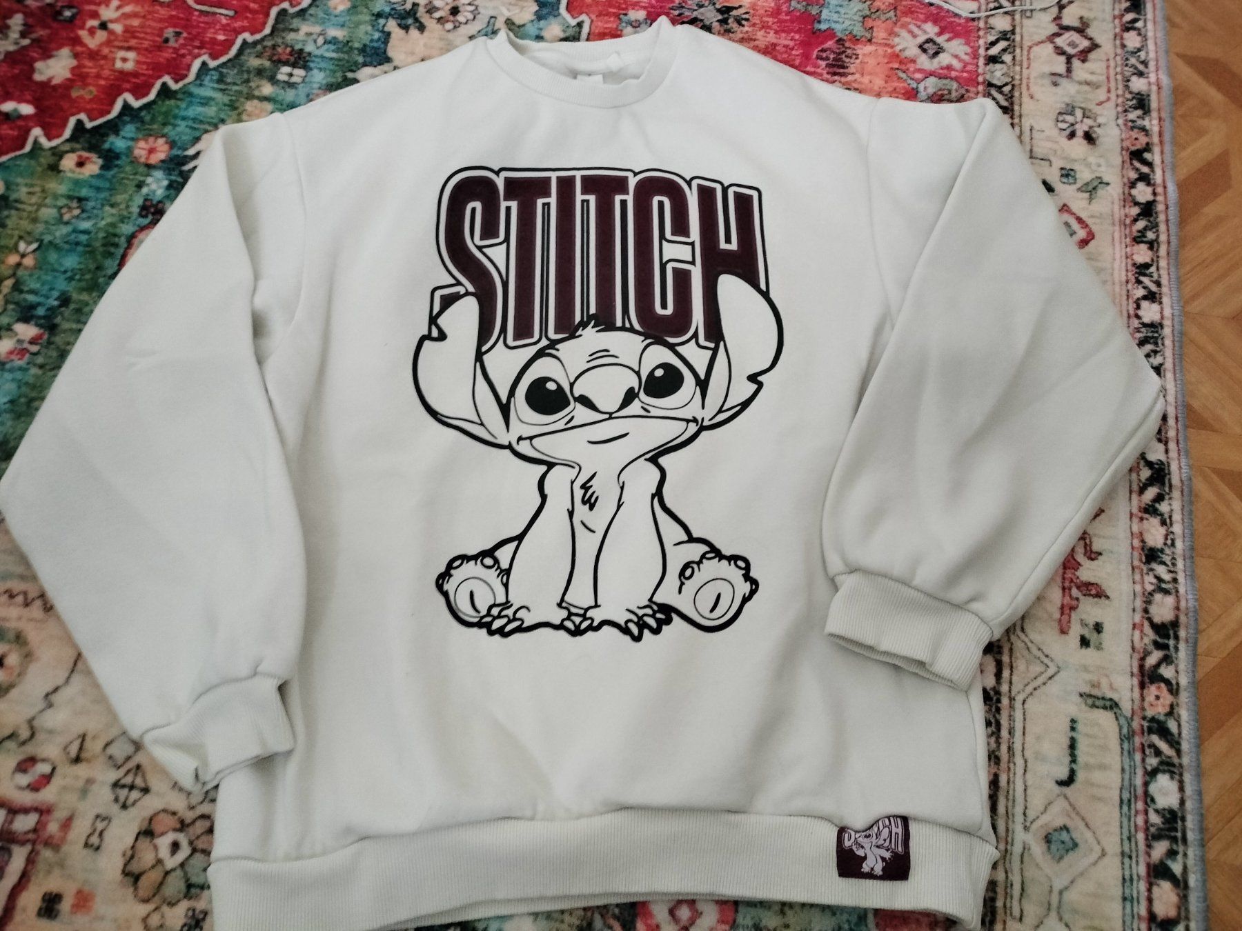 Lotti & Set di vestiti: Stitch Set, Jogginghose und Pulli, neuwertig, Grösse 170 – Nuovo (secondo la descrizione) da Dulliken venduto da Wildolivetree
