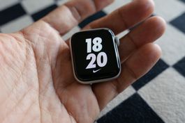 Apple Watch SE
