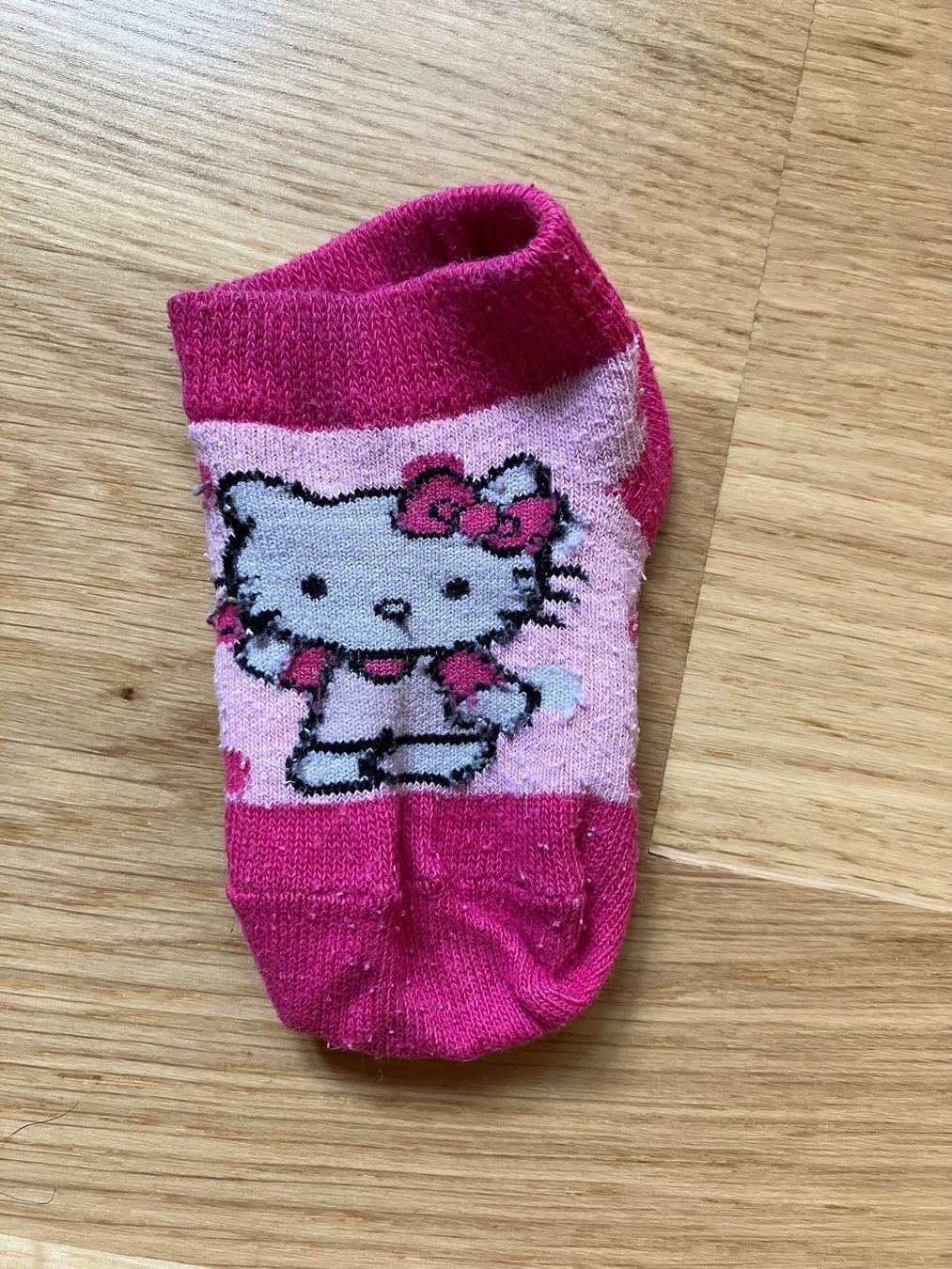 Socken für Kinder: Babysocken Hello Kitty Gr. 15-17 – Gebraucht aus Urdorf von Chrugitsch 2