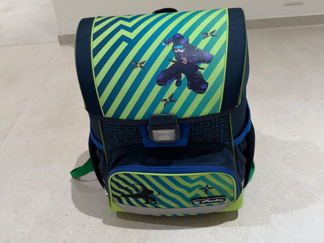 Herlitz Zaini: Herlitz Schulthek Loop Plus Funky Ninja – Nuovo (secondo la descrizione) da Islisberg venduto da DaisyXX