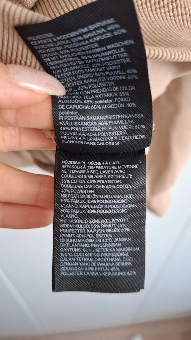 H&M Pullover & Sweatshirts: H&M Basic Hoodie - Grösse S – Gebraucht aus Rickenbach b. Wil von Beautiful.Things 2