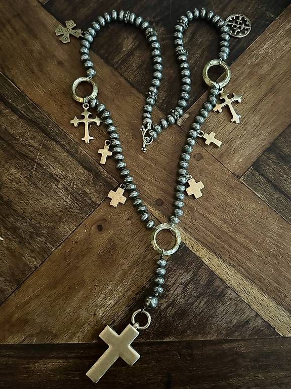 Catenine:  Collier sautoir – Usato da Romanel s/Lausanne venduto da Scav