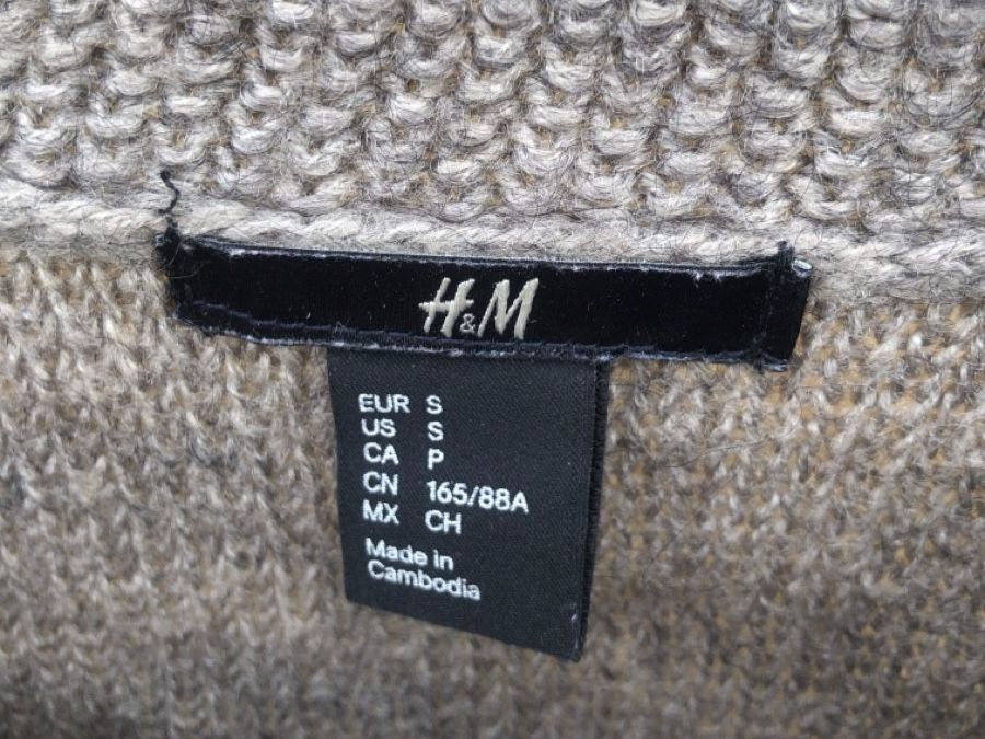 H&M Pulls & Sweat-shirts: Warmer H&M Strickpullover grau – D'occasion à Wädenswil par Pixie_ 1