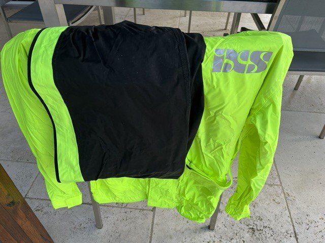 Costumes: Regenkombi Motorrad – D'occasion à Bennwil par geisers