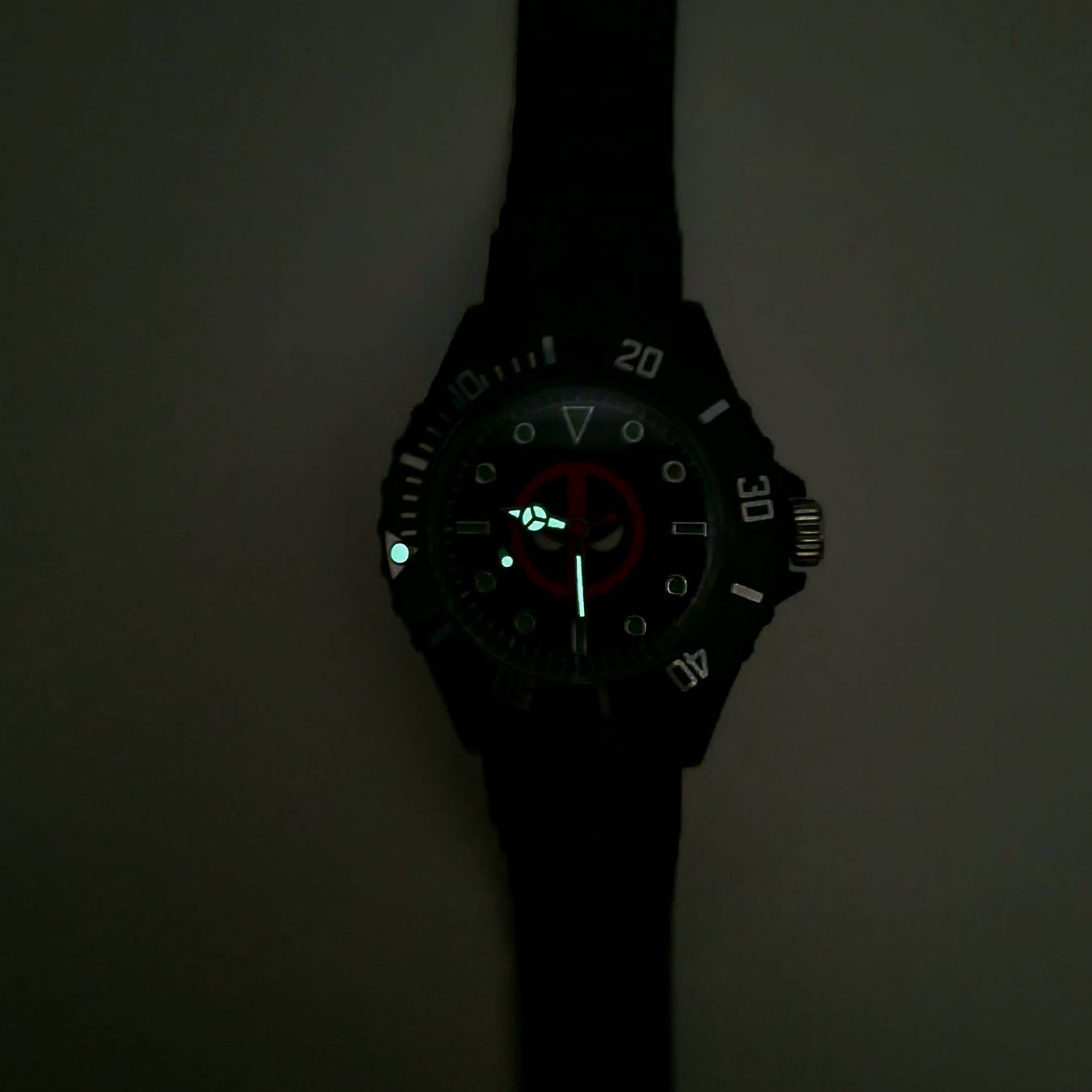 Orologi: Deadpool Armanduhr, Unisex, Neu – Nuovo e nell'imballaggio originale da Sarmenstorf venduto da jkr_zm2r 2