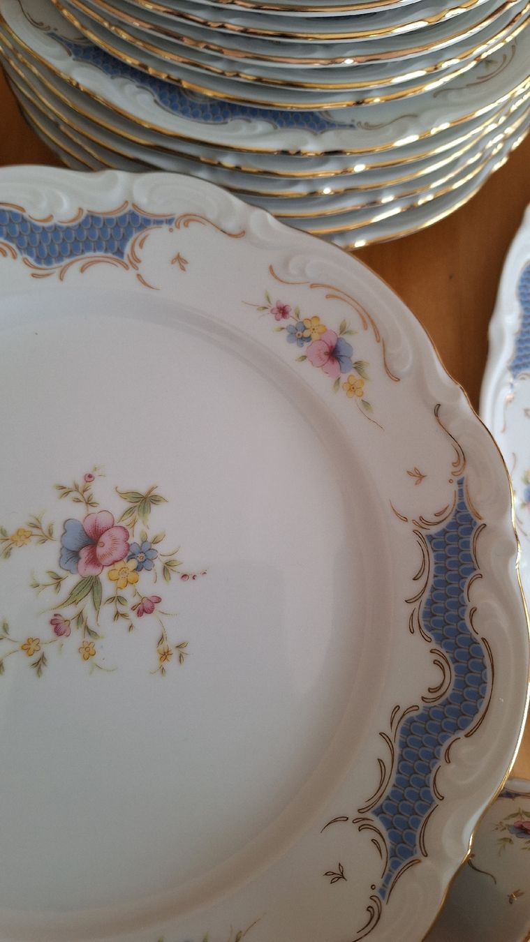 Set di piatti: 33 teiliges Geschirrset Mitterteich AG – Usato da Bönigen venduto da saft195619 2