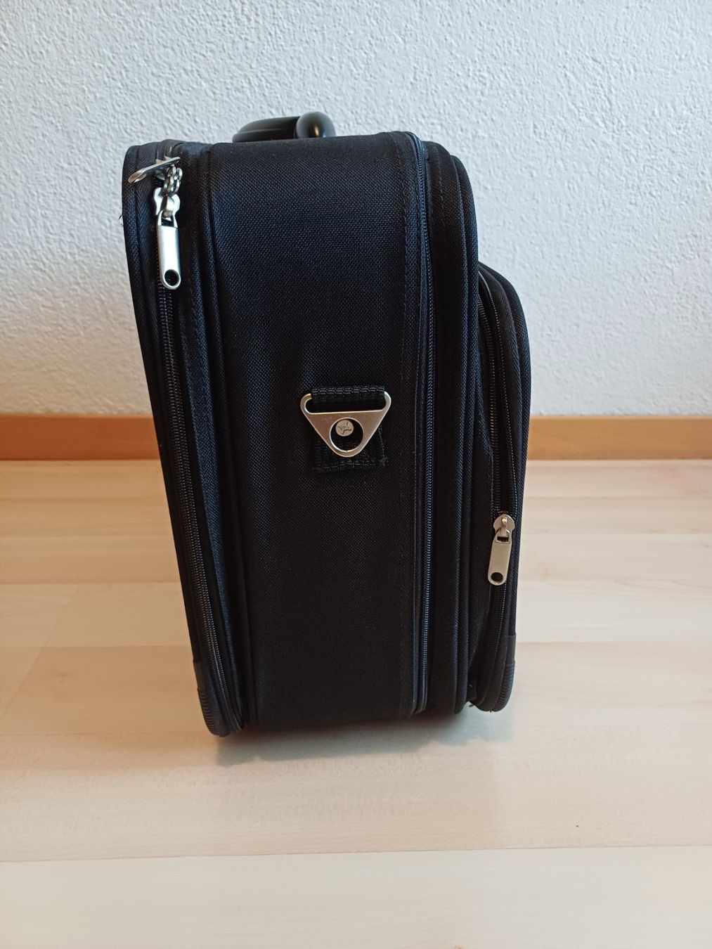 Valigie: Handgepäck schwarz NEU – Nuovo e nell'imballaggio originale da Rafz venduto da hofgut 4