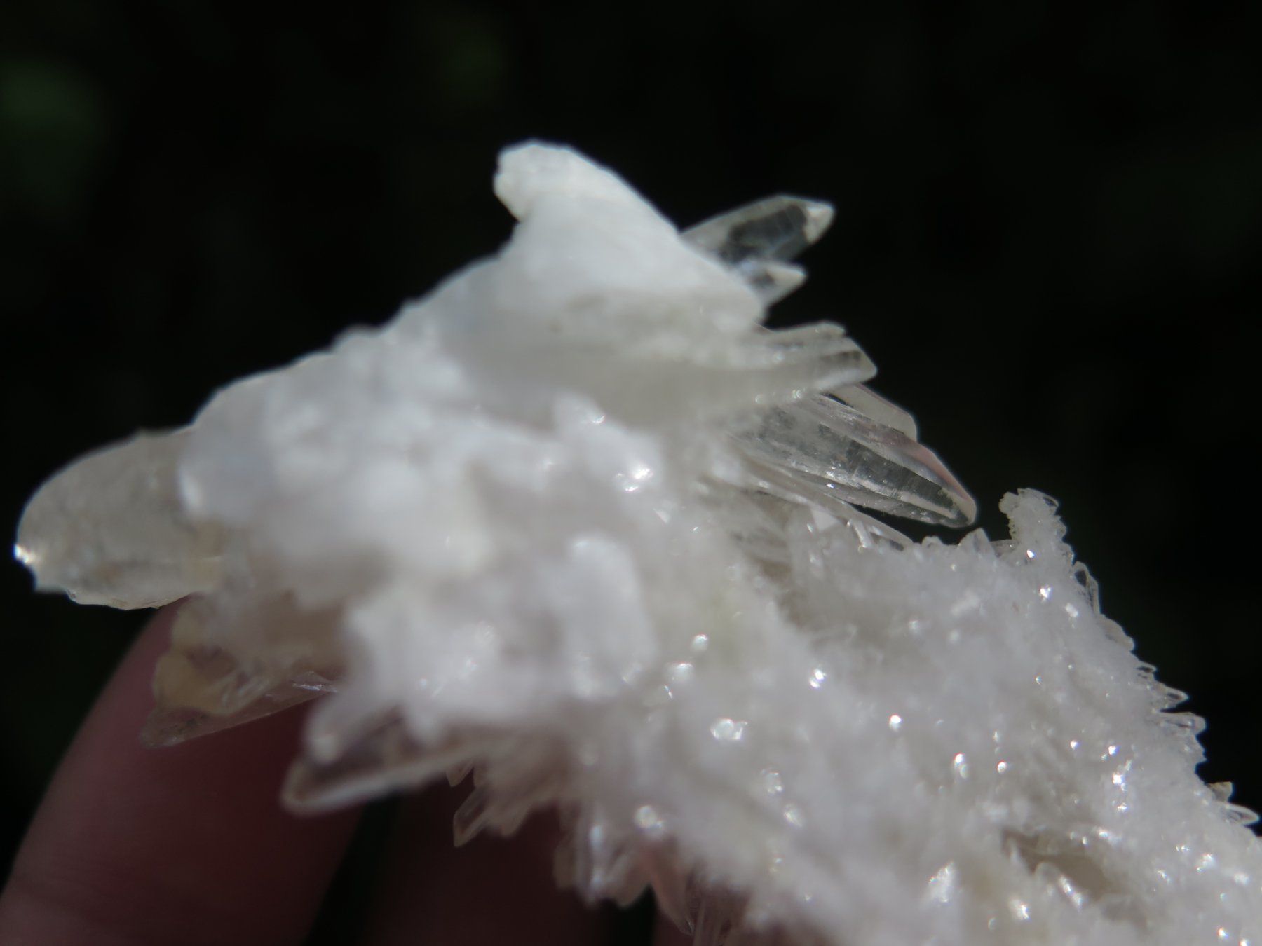 Mineralien & Heilsteine: Bergkristall mit vielen Spitzen – Gebraucht aus Schaffhausen von Yamakana51L8736OQ8 6