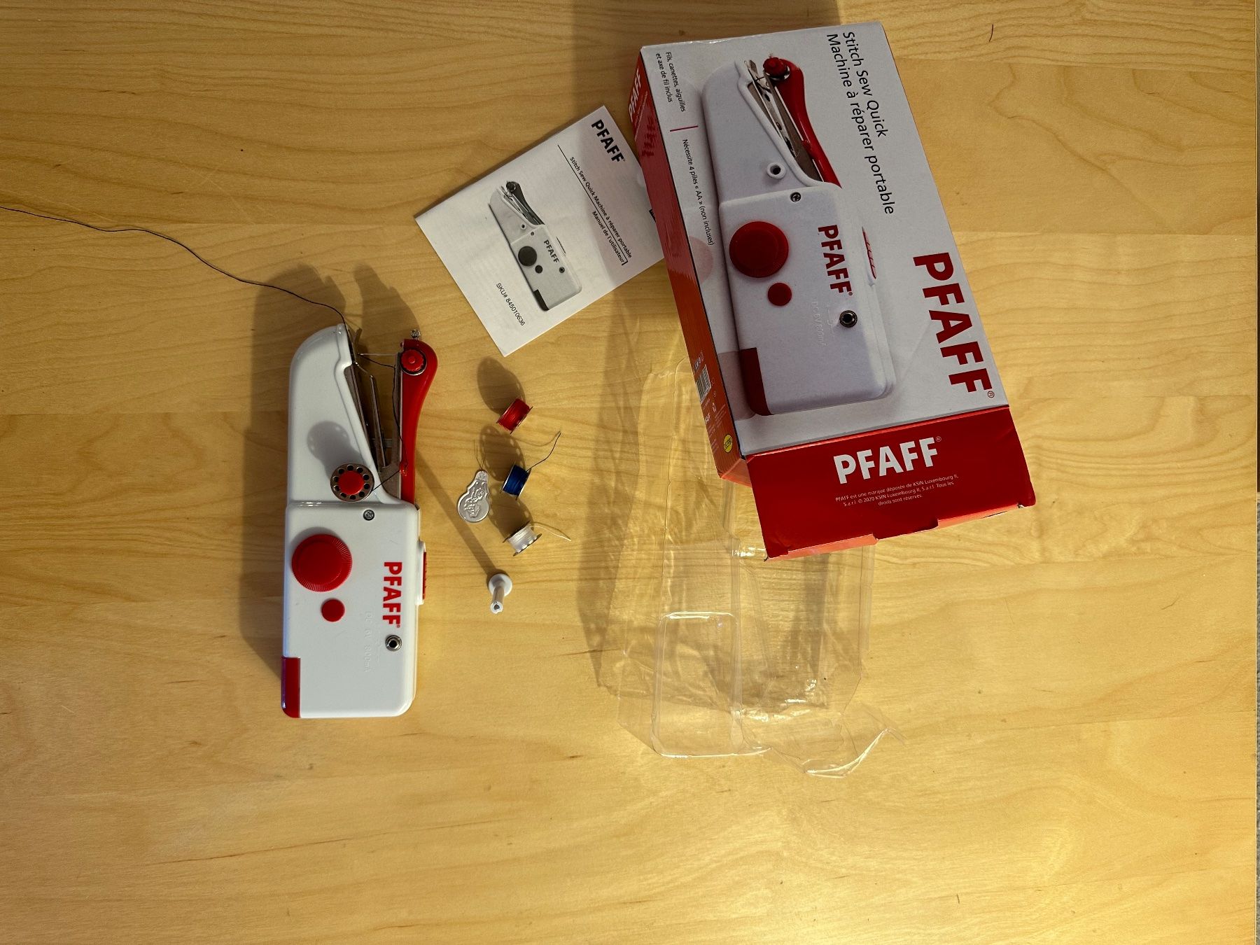 Pfaff Macchine da cucire: Machine à coudre portable Pfaff - Stitch Sew Quick! – Usato da Lausanne venduto da mam_x6df 1