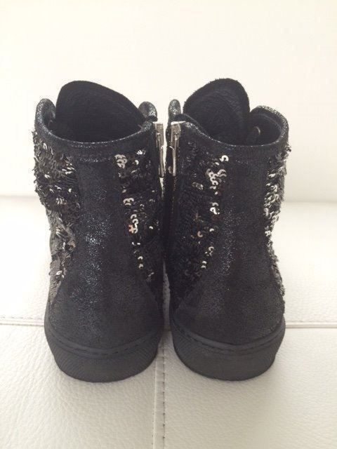 Scarpe da donna: Sneaker mit Pailletten schwarz Gr.38 – Usato da Zürich venduto da Minixxs 1
