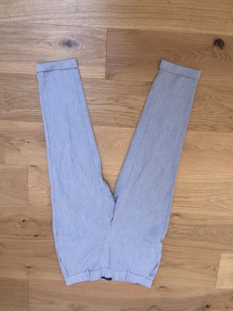 Stoffhose Vero Moda hellgrau Grösse L 32 guter Zustand