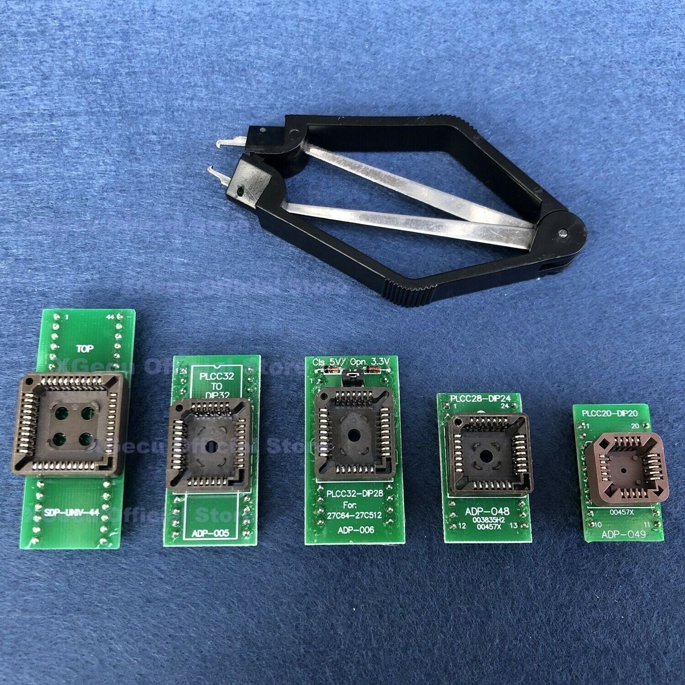 Laufwerke & Adapter: PLCC-DIP Adapter Kit mit Zangen – Neu und originalverpackt aus Horw von Arta20000