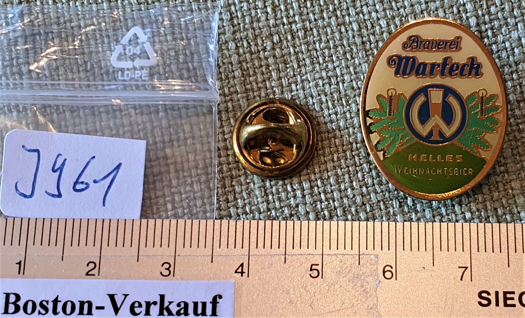 Placchette & Badge: J961 - Pin Warteck Basel Weihnachtsbier – Usato da Reinach BL venduto da Boston-Verkauf 1