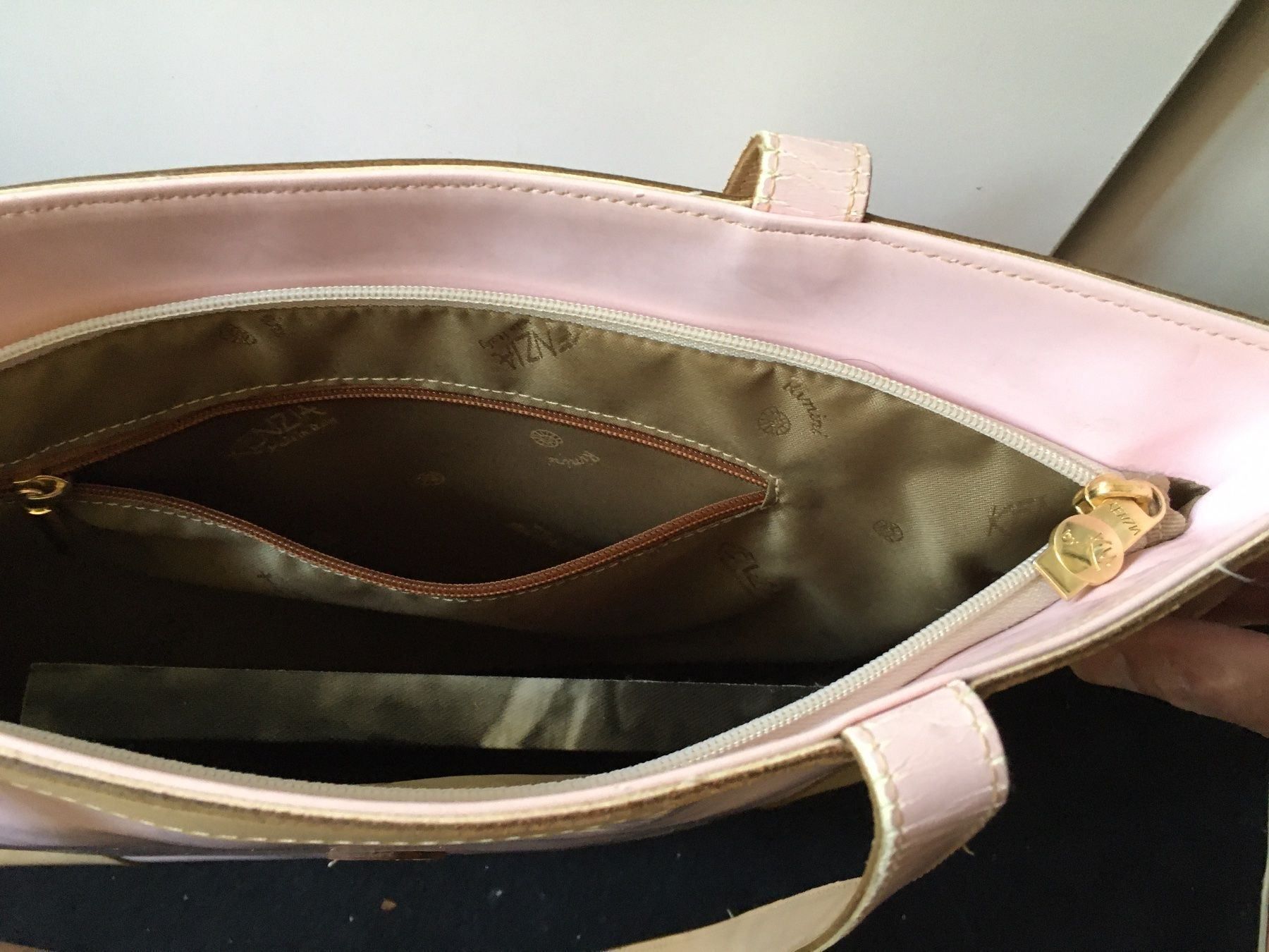 Borse da donna: KENZIA Handtasche m. Monogramm - neuwertig – Usato da Bern venduto da rewe45 2