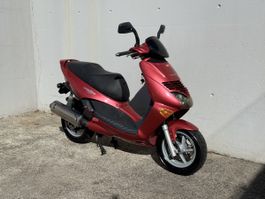 Aprilia Leonardo 125