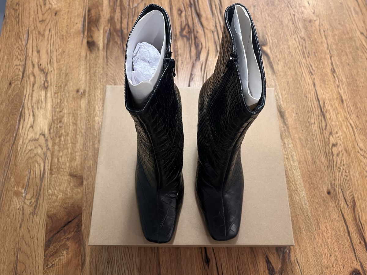 Damenschuhe: Bottines ZIGN noires effet croco, taille 38 – Gebraucht aus Oulens-sous-Echallens von MashaZ 5