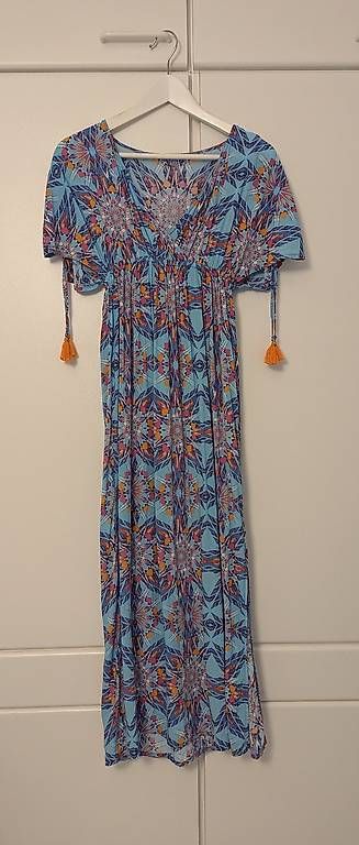 Esprit Robes: Langes dünnes Sommerkleid von Esprit – D'occasion à Herzogenbuchsee par Obivius