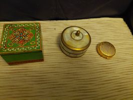 7 boite bijoux carton, tissu. en bois, laqué et métal collec
