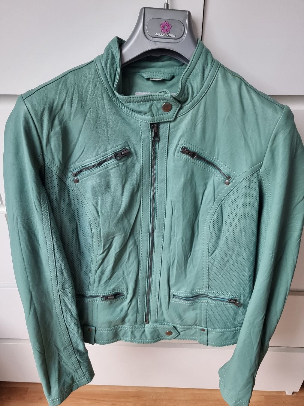 Heine Giacche: Heine Lederjacke mintgrün Gr. 40 Nappa Leder – Nuovo (secondo la descrizione) da Brittnau venduto da sunshinesmile