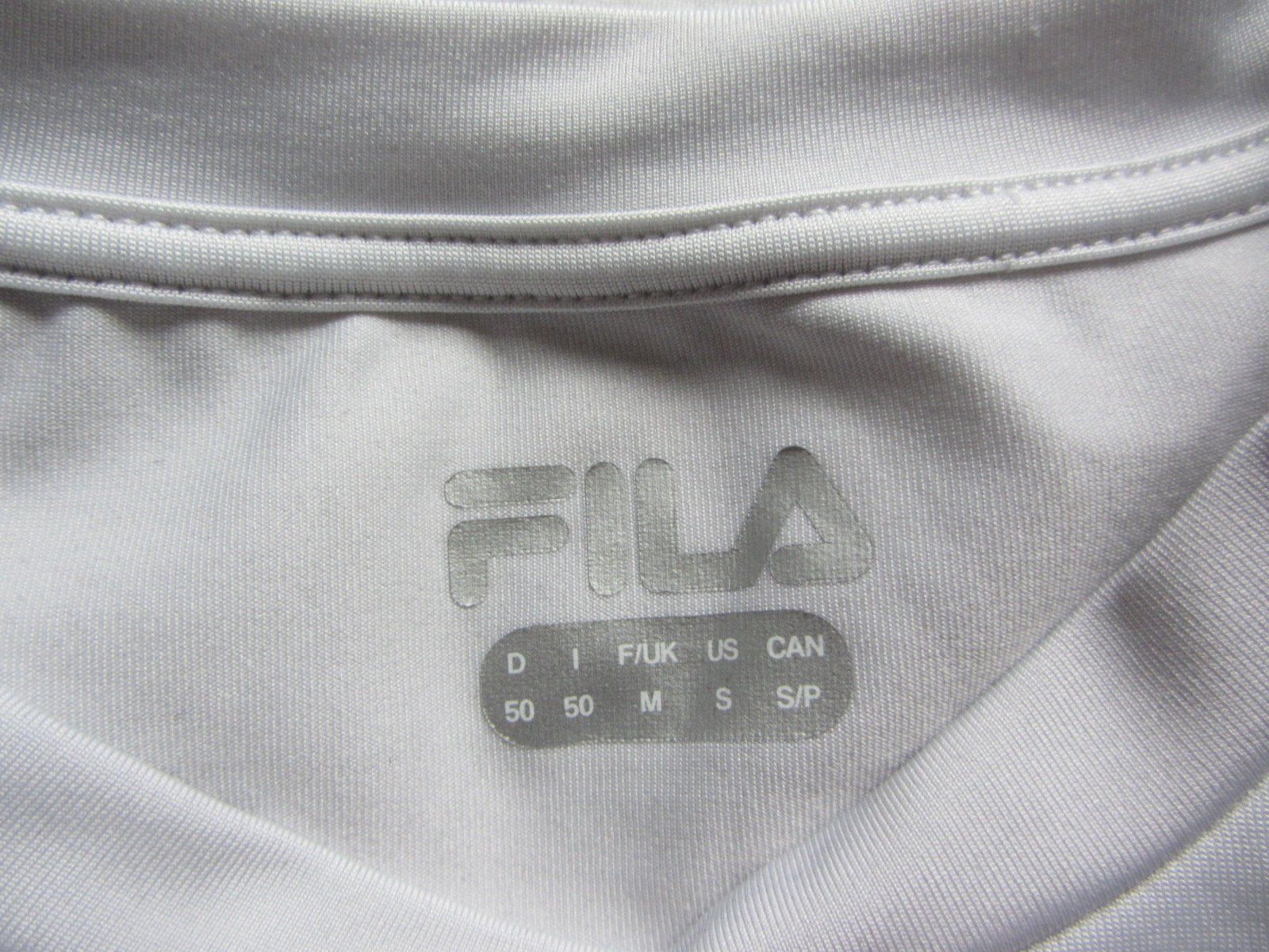 Fila T-shirts: FILA - Sport T-Shirt hellgrau M – D'occasion à Zürich par Diazaio 2