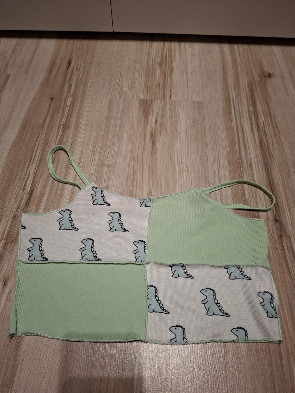 Blusen, T-Shirts & Tops: 2x Croptops, Grösse xs. – Neu (gemäss Beschreibung) aus Staufen von jer_h65b 1