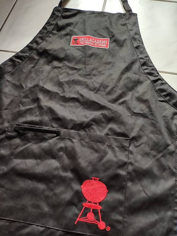Grembiuli: Original Weber Grillschürze, NEU – Nuovo (secondo la descrizione) da Engwang venduto da nln_5fym 1