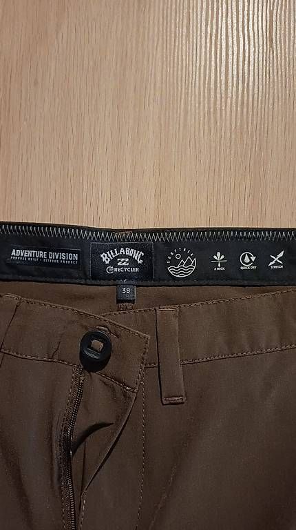 Pantaloni: Short Billabong taille 38 – Usato da Marsens venduto da Dabo2805 2