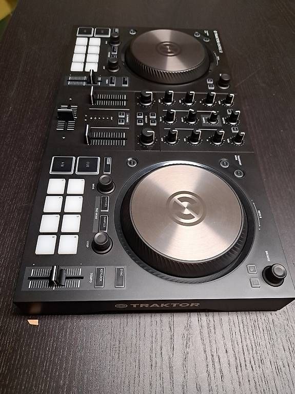 Platines de mixage: Traktor Kontrol S2 – D'occasion à Figino par tog_hms6