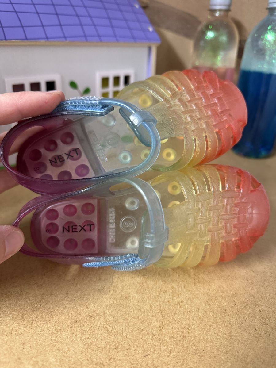 Next Scarpe per ragazzi: Next Kinder Regenbogen Sandalen  – Usato da Glattbrugg venduto da Emilia_mili 1