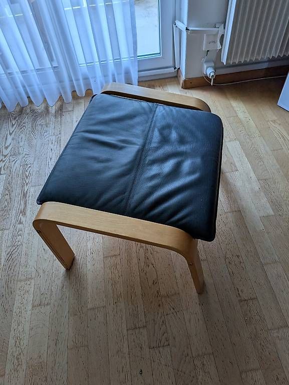 Ikea Poltrone: Ikea Sessel und Beinablage – Usato da Horgen venduto da Buhuhu