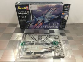 REWELL SUCHOI SU-27 FLANKER 1:144