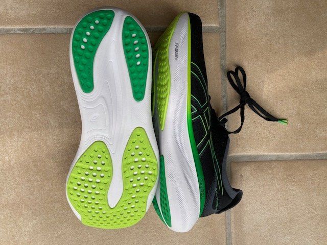 Jogging 2024 asics vert