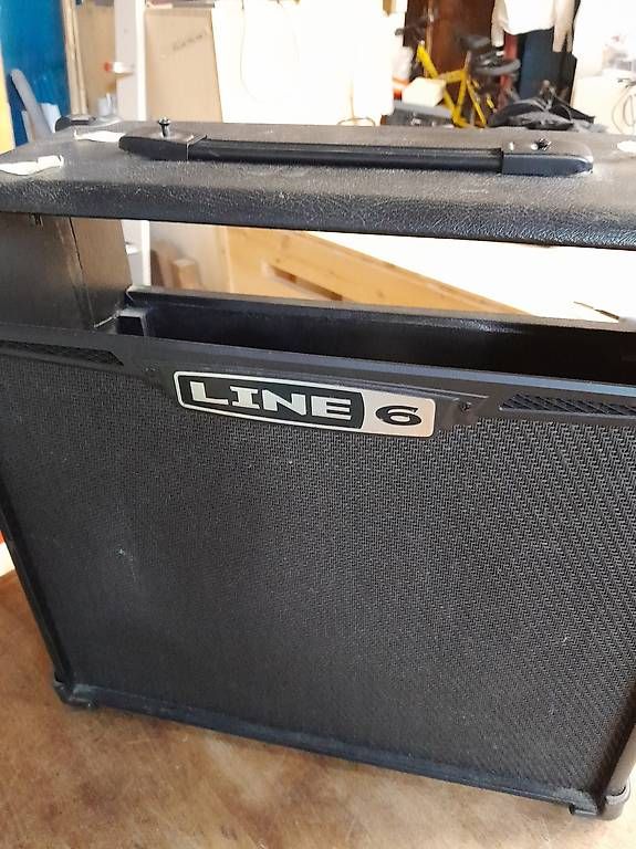 Casse acustiche: Gabinet line 6 celeation speaker – Usato da Lausanne venduto da EdwinBOSU 1