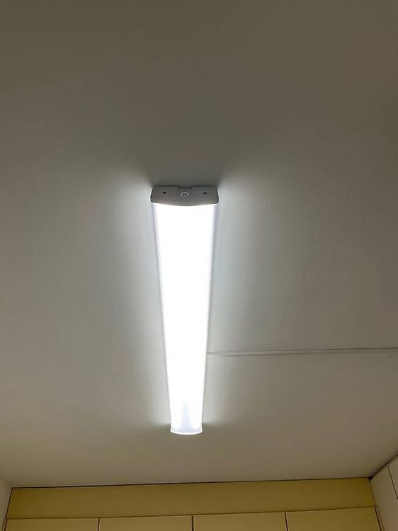 2 LAMPADE TECHNICHE 140 x16 cm + 120 x 16 cm 2