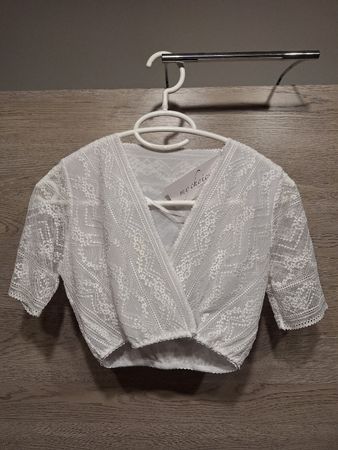 Dirndlbluse Pia weiss Spitzenmuster Grösse 36 neu