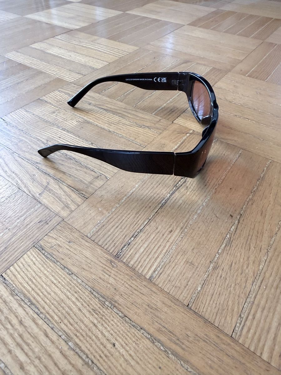 Occhiali & Lenti: Sonnenbrille schwarz – Usato da Schafisheim venduto da AargauReLoved 1