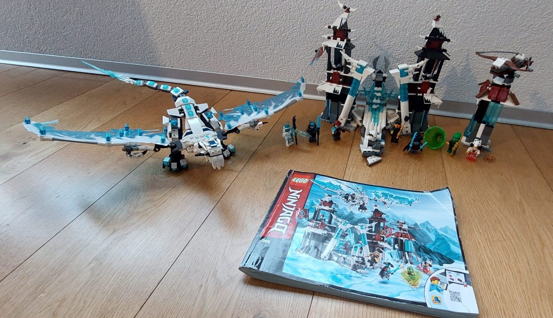 Lego Baukästen: Ninjago Set 70678 mit Burg des Eis-Kaisers – Gebraucht aus Egolzwil von RoosFam 1