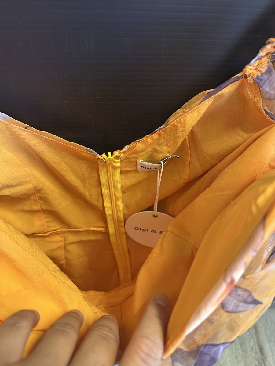 Robes: Kleid Grösse 40 mit Etikett neu – Neuf avec emballage d'origine à Oberurnen par jasmin2fel 1