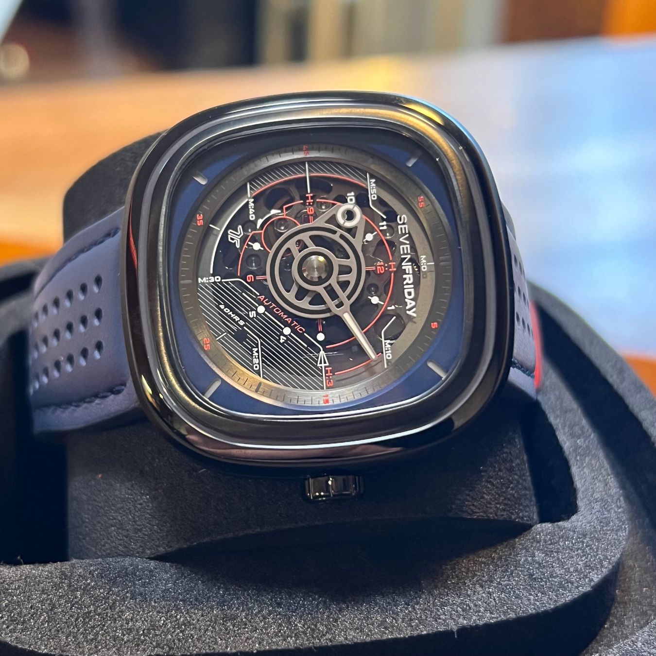 Orologi: SevenFriday T Series Skeleton T3/03 – Usato da Carouge GE venduto da Watchaser 6