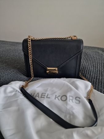 Michael Kors Umhängetasche schwarz gebraucht guter Zustand