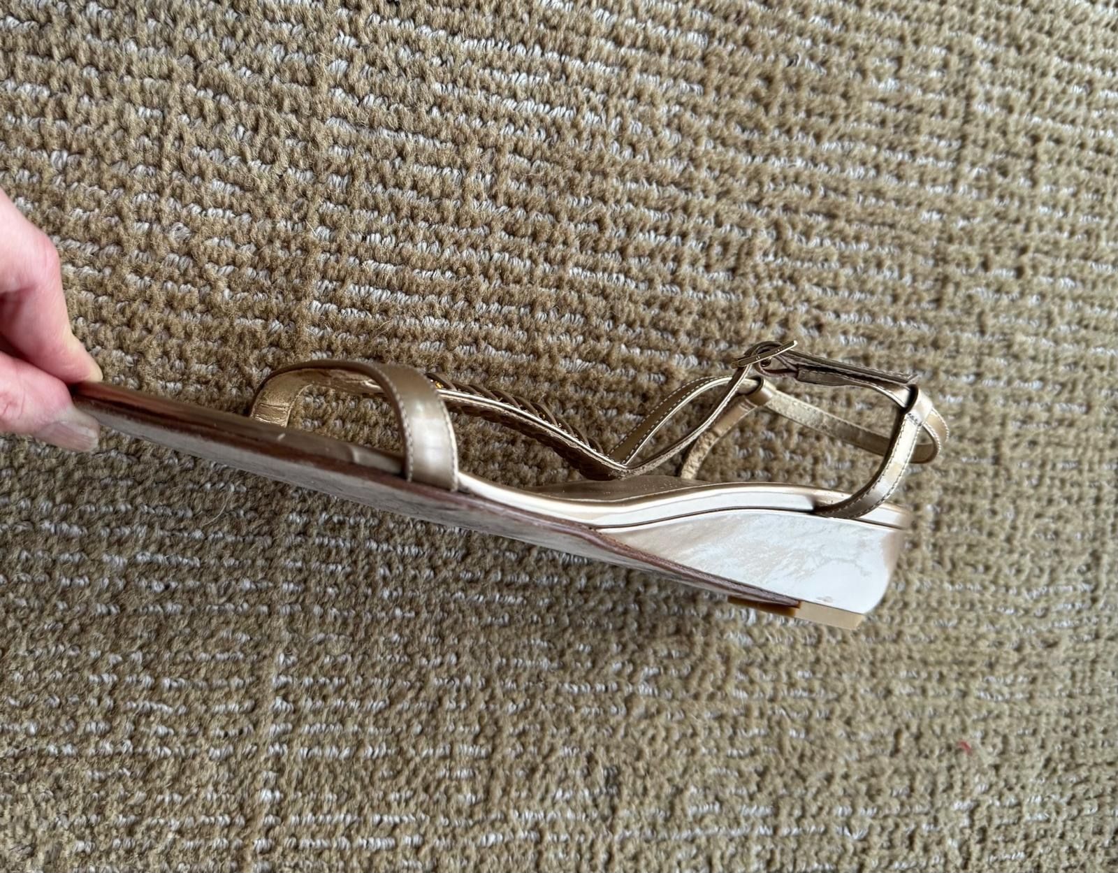 Stuart Weitzman Scarpe da donna: Elegante Sandalen von Stuart Weitzman – Usato da Zollikon venduto da gab_v26c 3