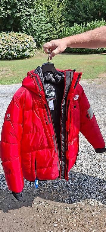 Vestes: Giacca North Face Man M – D'occasion à Basel par sis_h6jg